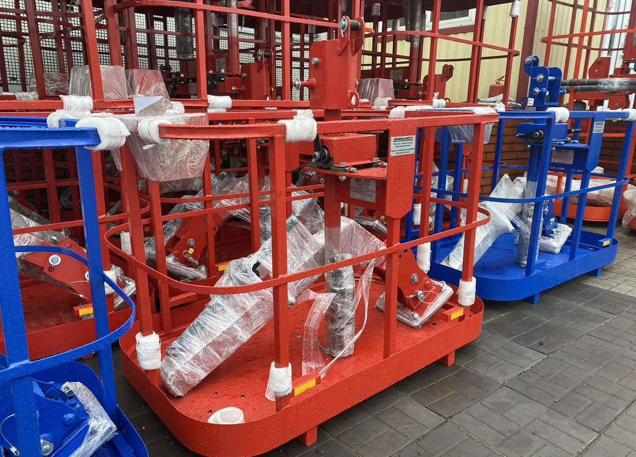 Монтажная люлька корзина для кму - Монтажная корзина: фото 1 Монтажная люлька корзина для кму - Монтажная корзина: фото 1