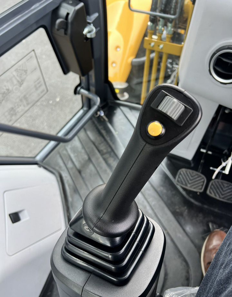 Новый Экскаватор-погрузчик XCMG XC8-S3570: фото 20