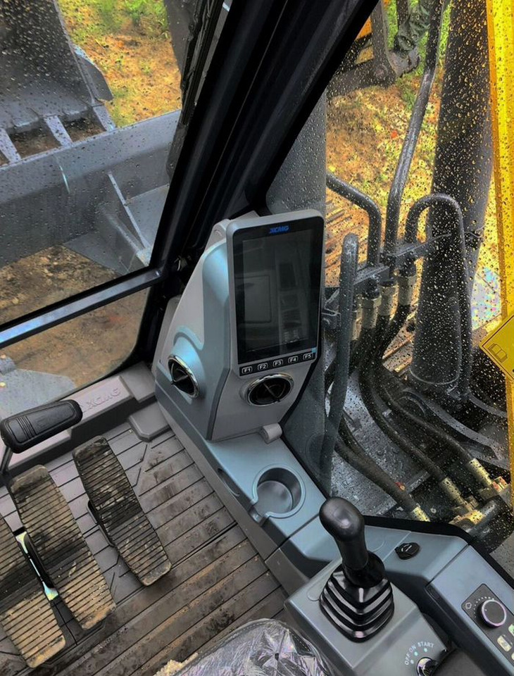 XCMG XE180DN - Гусеничный экскаватор: фото 4 XCMG XE180DN - Гусеничный экскаватор: фото 4