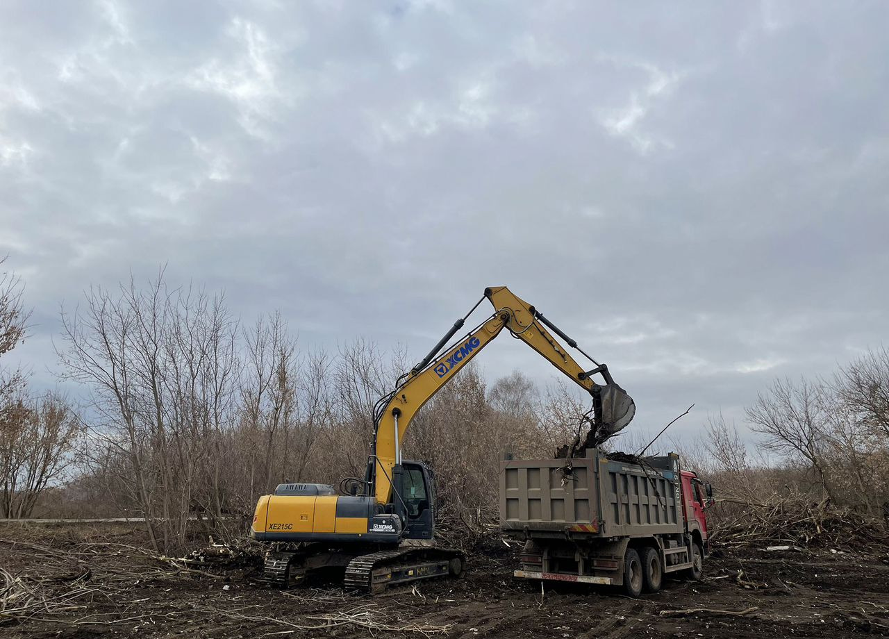 Новый Гусеничный экскаватор XCMG XE215C: фото 18 Новый Гусеничный экскаватор XCMG XE215C: фото 18