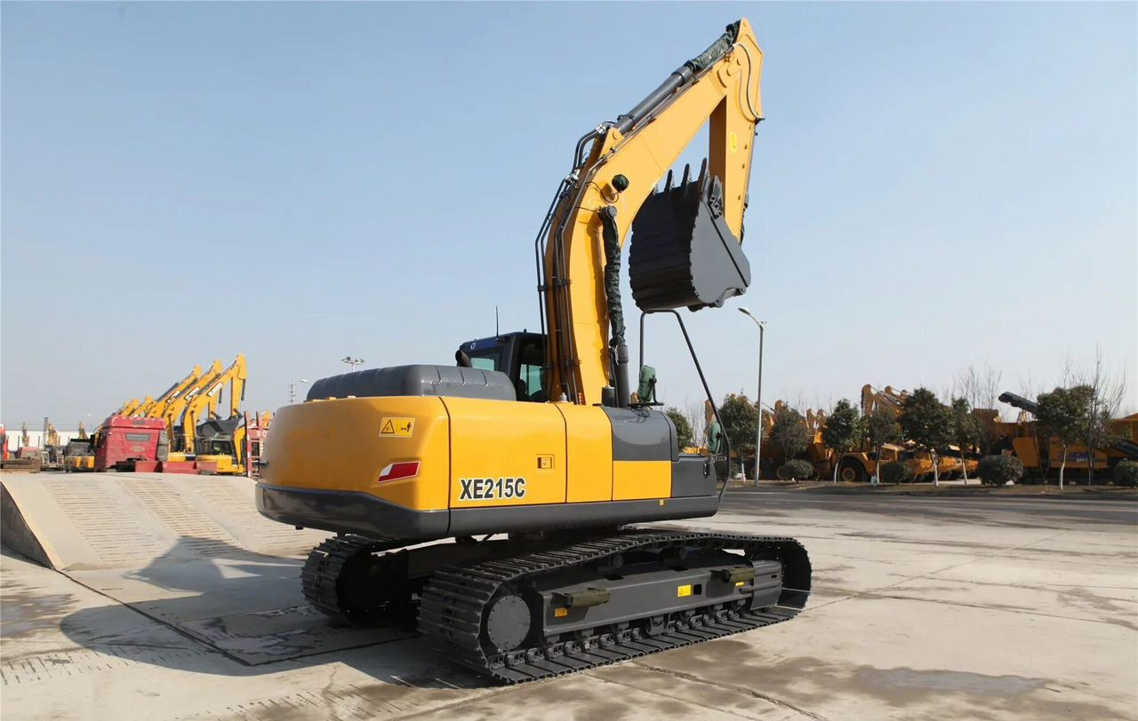 XCMG XE215C - Гусеничный экскаватор: фото 4 XCMG XE215C - Гусеничный экскаватор: фото 4