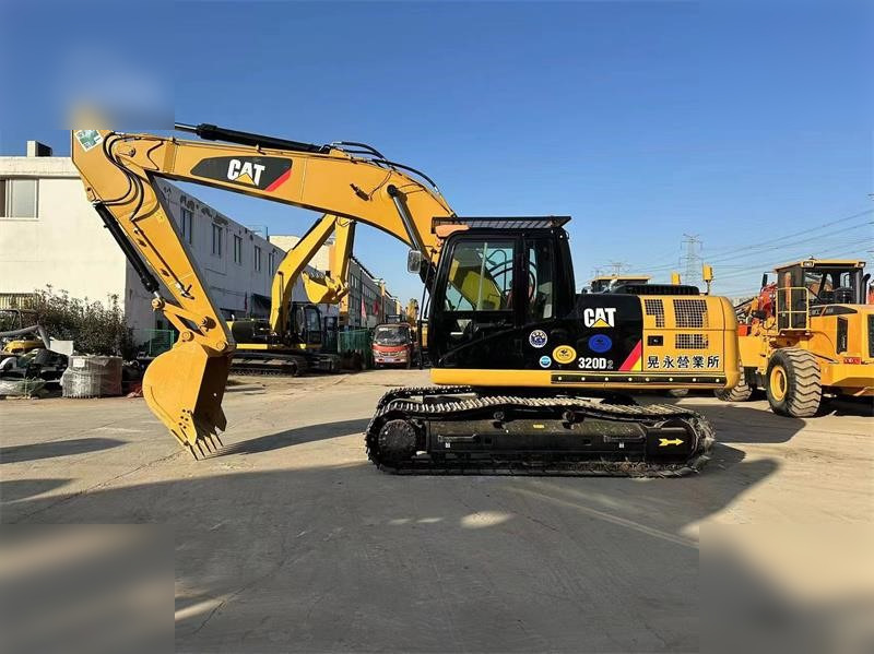 CATERPILLAR 320D - Гусеничный экскаватор: фото 1 CATERPILLAR 320D - Гусеничный экскаватор: фото 1