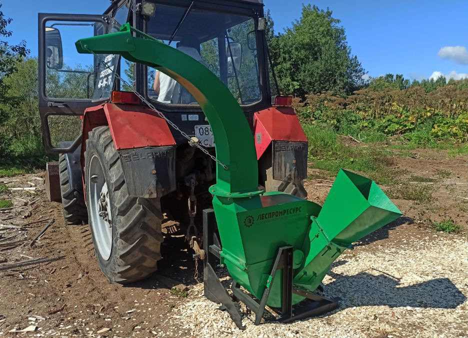 Измельчитель веток на мтз - Измельчитель древесины: фото 2 Измельчитель веток на мтз - Измельчитель древесины: фото 2