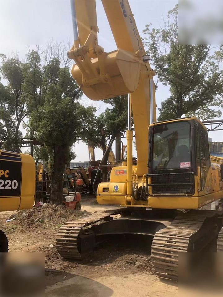 KOMATSU PC200-7 - Гусеничный экскаватор: фото 4 KOMATSU PC200-7 - Гусеничный экскаватор: фото 4