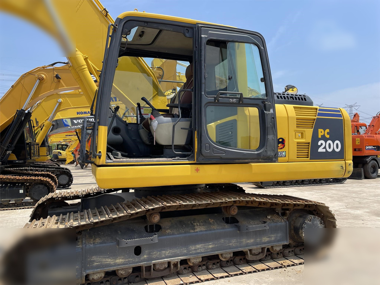 KOMATSU PC200-8 - Гусеничный экскаватор: фото 5 KOMATSU PC200-8 - Гусеничный экскаватор: фото 5