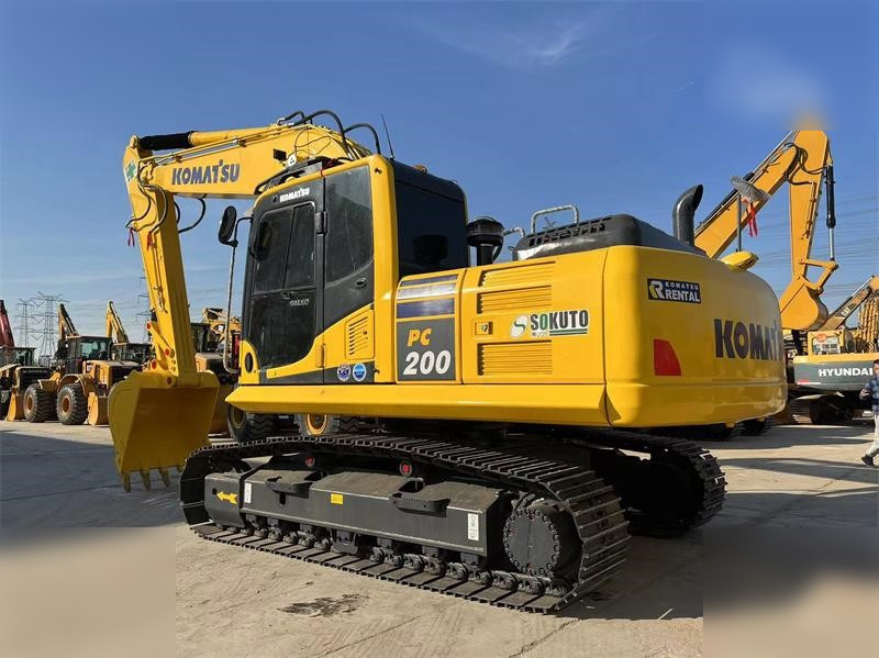 KOMATSU PC200-8N1 - Гусеничный экскаватор: фото 3 KOMATSU PC200-8N1 - Гусеничный экскаватор: фото 3