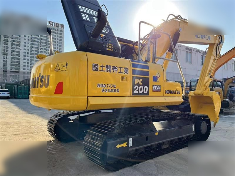 KOMATSU PC200-8N1 - Гусеничный экскаватор: фото 5 KOMATSU PC200-8N1 - Гусеничный экскаватор: фото 5
