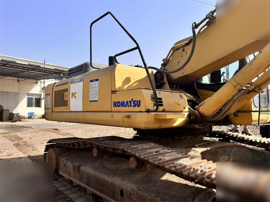 KOMATSU PC400-7 - Гусеничный экскаватор: фото 2 KOMATSU PC400-7 - Гусеничный экскаватор: фото 2
