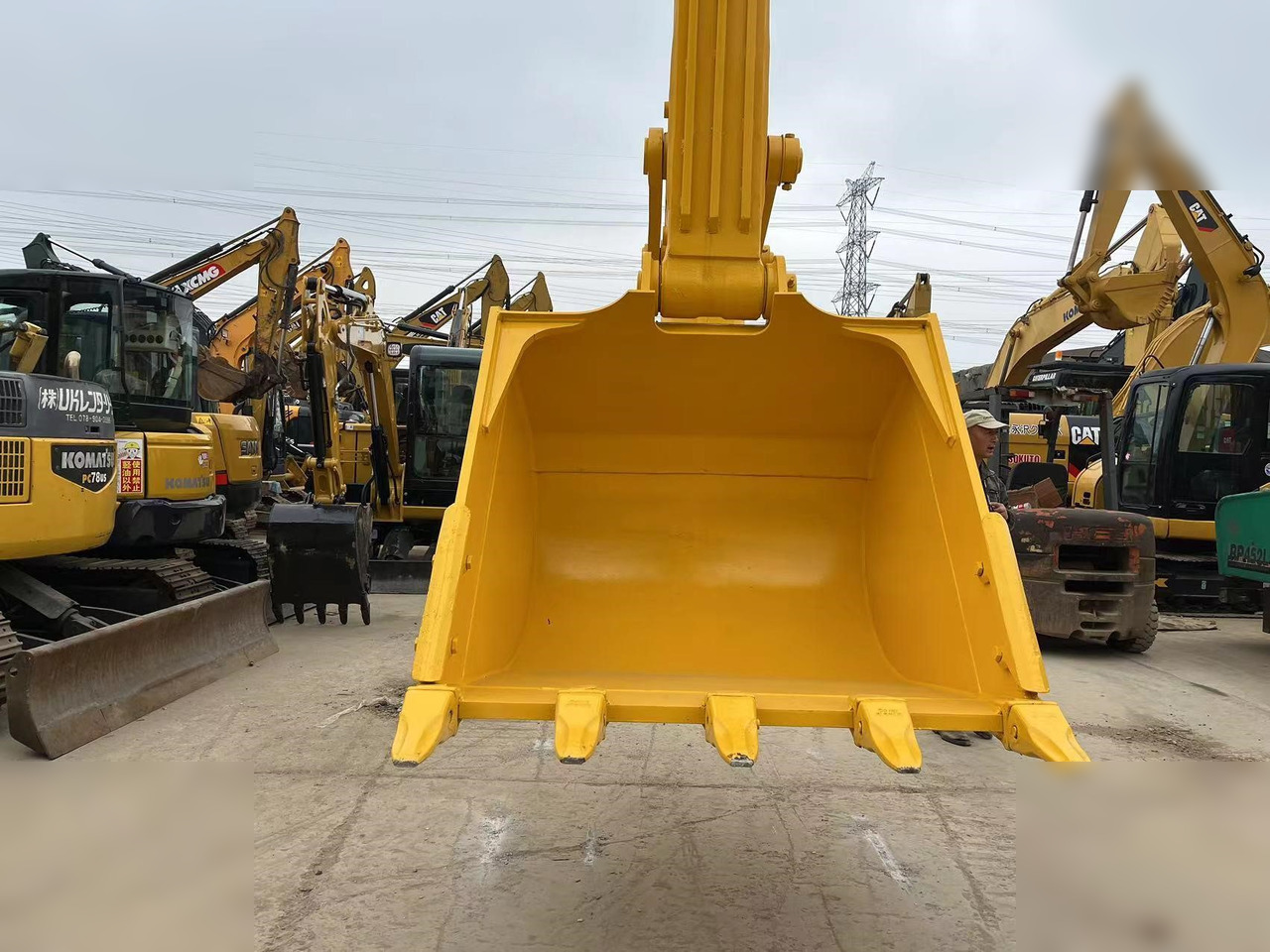 KOMATSU PC450 - Гусеничный экскаватор: фото 5 KOMATSU PC450 - Гусеничный экскаватор: фото 5