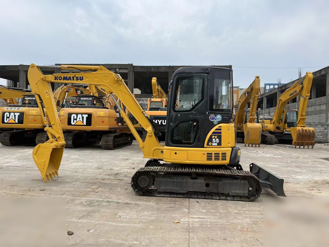 KOMATSU PC55MR-2 - Мини-экскаватор: фото 2 KOMATSU PC55MR-2 - Мини-экскаватор: фото 2