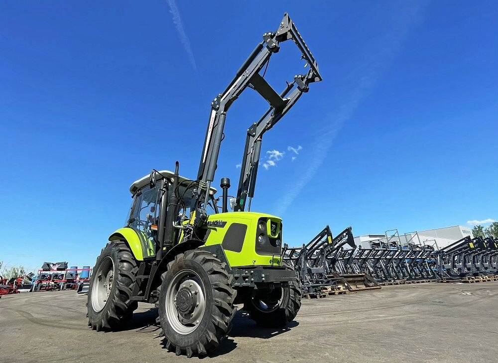 Metal-Fach T-229 1600L - Фронтальный погрузчик для трактора: фото 1 Metal-Fach T-229 1600L - Фронтальный погрузчик для трактора: фото 1