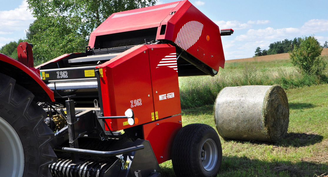 Metal-Fach Z-562 - Пресс-подборщик рулонный: фото 1 Metal-Fach Z-562 - Пресс-подборщик рулонный: фото 1