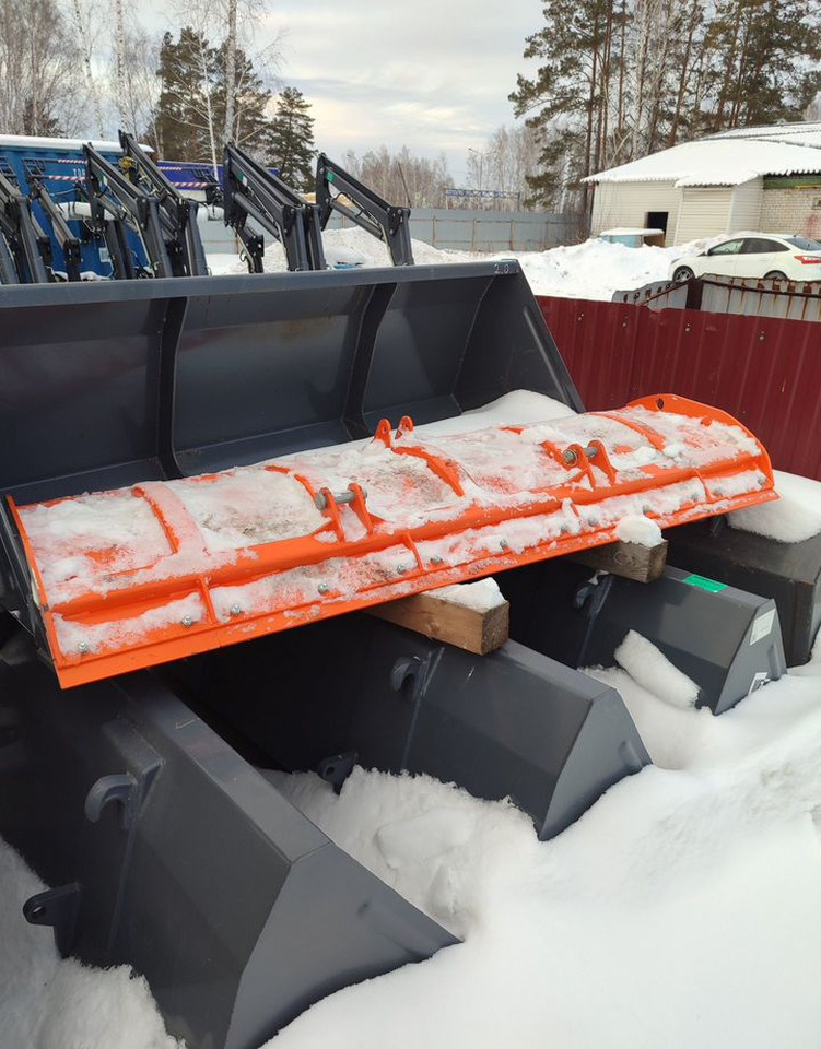 Отвал прямой на заднюю навеску - Отвал: фото 1 Отвал прямой на заднюю навеску - Отвал: фото 1