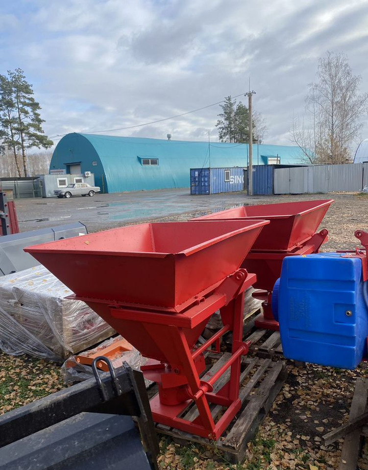 СмолТра СВН-1,2 - Картофелеуборочный комбайн: фото 1 СмолТра СВН-1,2 - Картофелеуборочный комбайн: фото 1