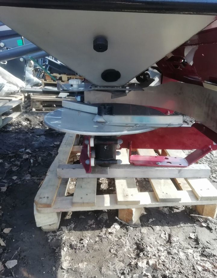 Новый Разбрасыватель удобрений Unia MX-1000: фото 7