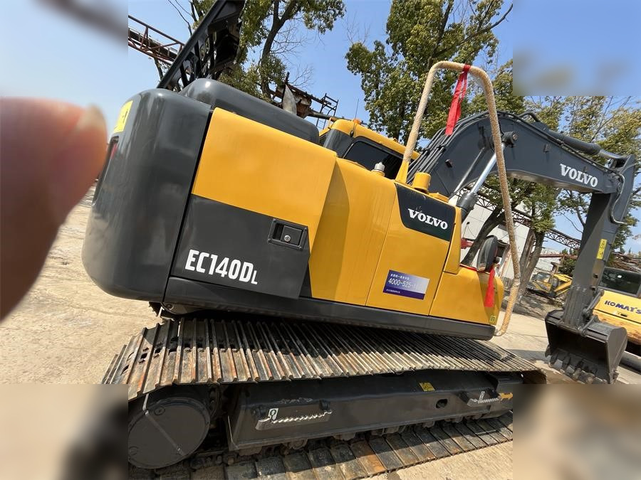 VOLVO EC140DL - Гусеничный экскаватор: фото 1 VOLVO EC140DL - Гусеничный экскаватор: фото 1