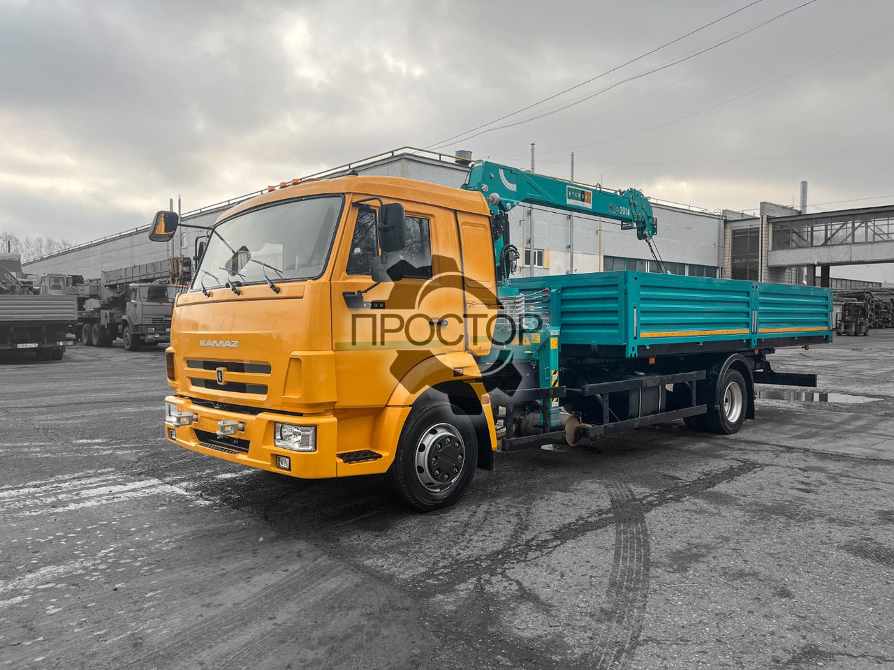 КАМАЗ Камаз 4308 бортовой с КМУ HYUNDAI EVERDIGM HLC 3014 - Бортовой грузовик/ Платформа, Автоманипулятор: фото 2 КАМАЗ Камаз 4308 бортовой с КМУ HYUNDAI EVERDIGM HLC 3014 - Бортовой грузовик/ Платформа, Автоманипулятор: фото 2