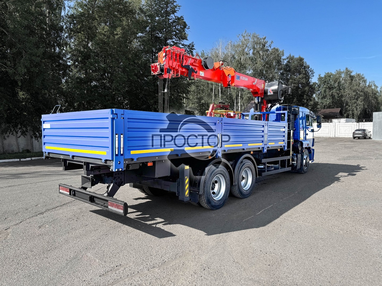 КАМАЗ Камаз 65117 бортовой с КМУ Kanglim KS 2056 H (с буром) - Бортовой грузовик/ Платформа, Автоманипулятор: фото 3 КАМАЗ Камаз 65117 бортовой с КМУ Kanglim KS 2056 H (с буром) - Бортовой грузовик/ Платформа, Автоманипулятор: фото 3
