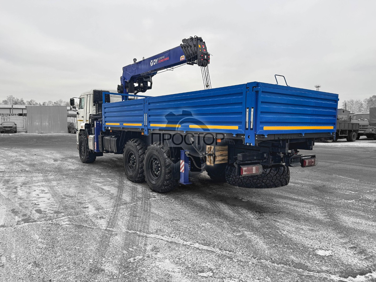 Камаз 43118 бортовой с КМУ DongYang SS 1956 ACE - Бортовой грузовик/ Платформа, Автоманипулятор: фото 3 Камаз 43118 бортовой с КМУ DongYang SS 1956 ACE - Бортовой грузовик/ Платформа, Автоманипулятор: фото 3