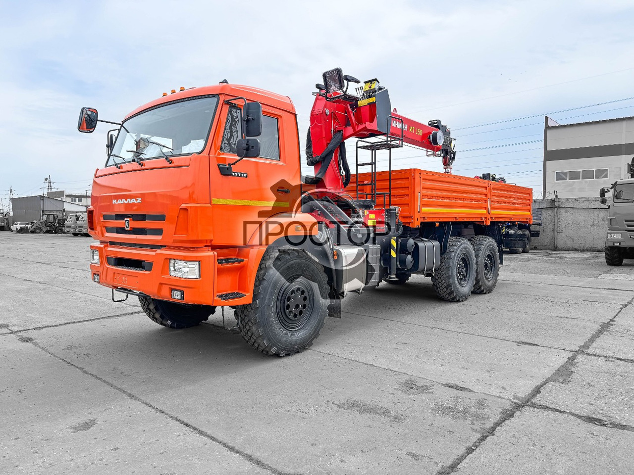 Камаз 43118 бортовой с КМУ Инман IT 150 - Бортовой грузовик/ Платформа, Автоманипулятор: фото 1 Камаз 43118 бортовой с КМУ Инман IT 150 - Бортовой грузовик/ Платформа, Автоманипулятор: фото 1