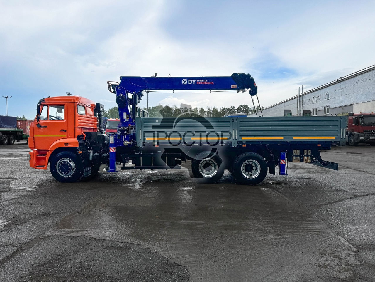 Камаз 65115 бортовой с КМУ DongYang SS 1956 ACE - Бортовой грузовик/ Платформа, Автоманипулятор: фото 3 Камаз 65115 бортовой с КМУ DongYang SS 1956 ACE - Бортовой грузовик/ Платформа, Автоманипулятор: фото 3