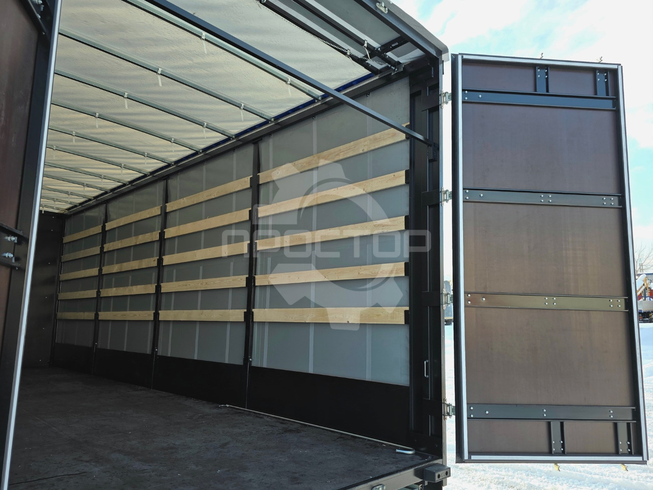 Тентованный грузовик Камаз Камаз 4308 Европлатформа шторная: фото 10