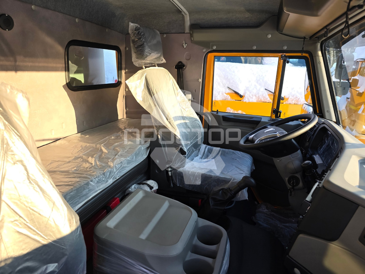 Тентованный грузовик Камаз Камаз 4308 Европлатформа шторная: фото 20