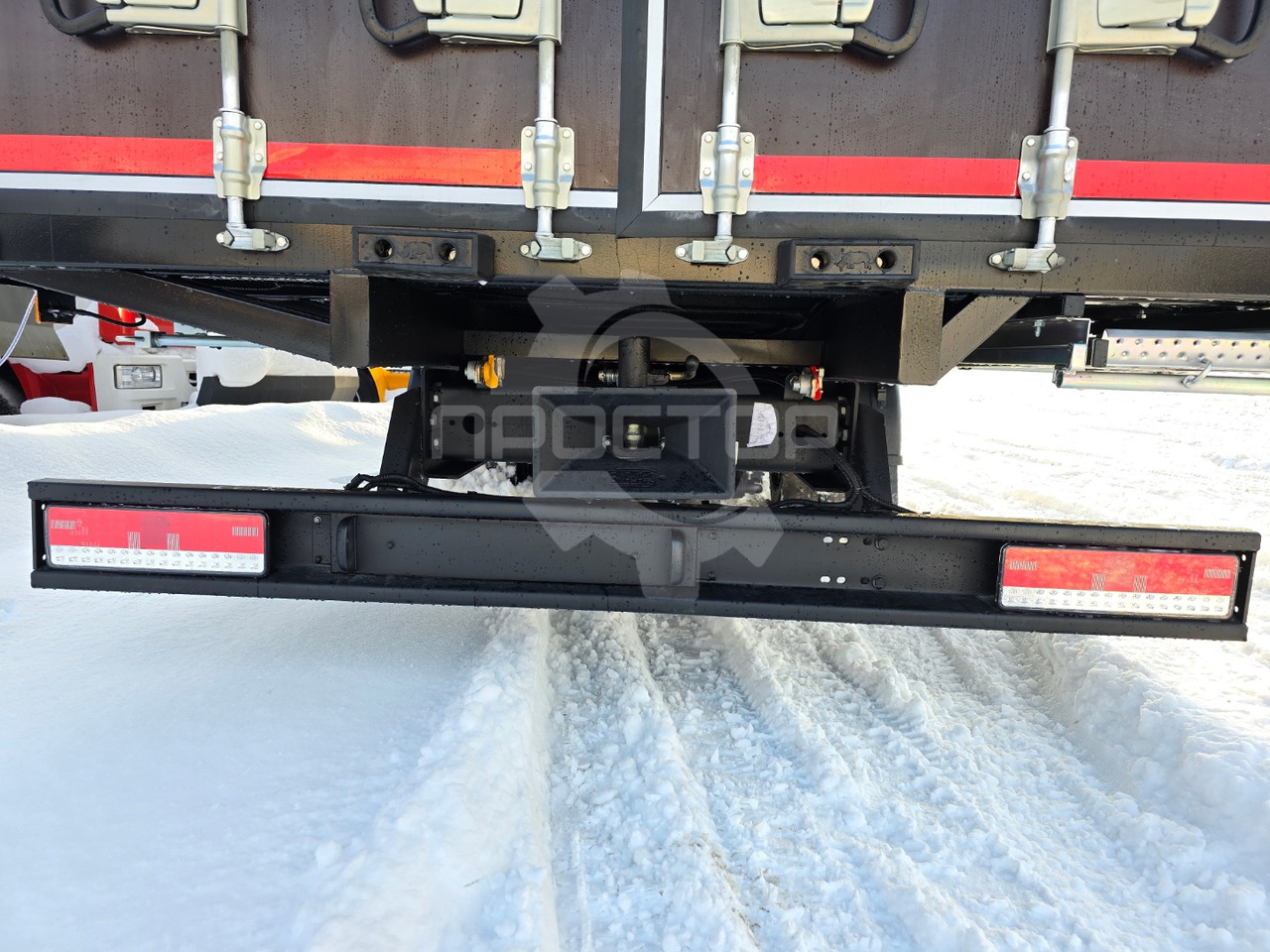 Тентованный грузовик Камаз Камаз 4308 Европлатформа шторная: фото 9