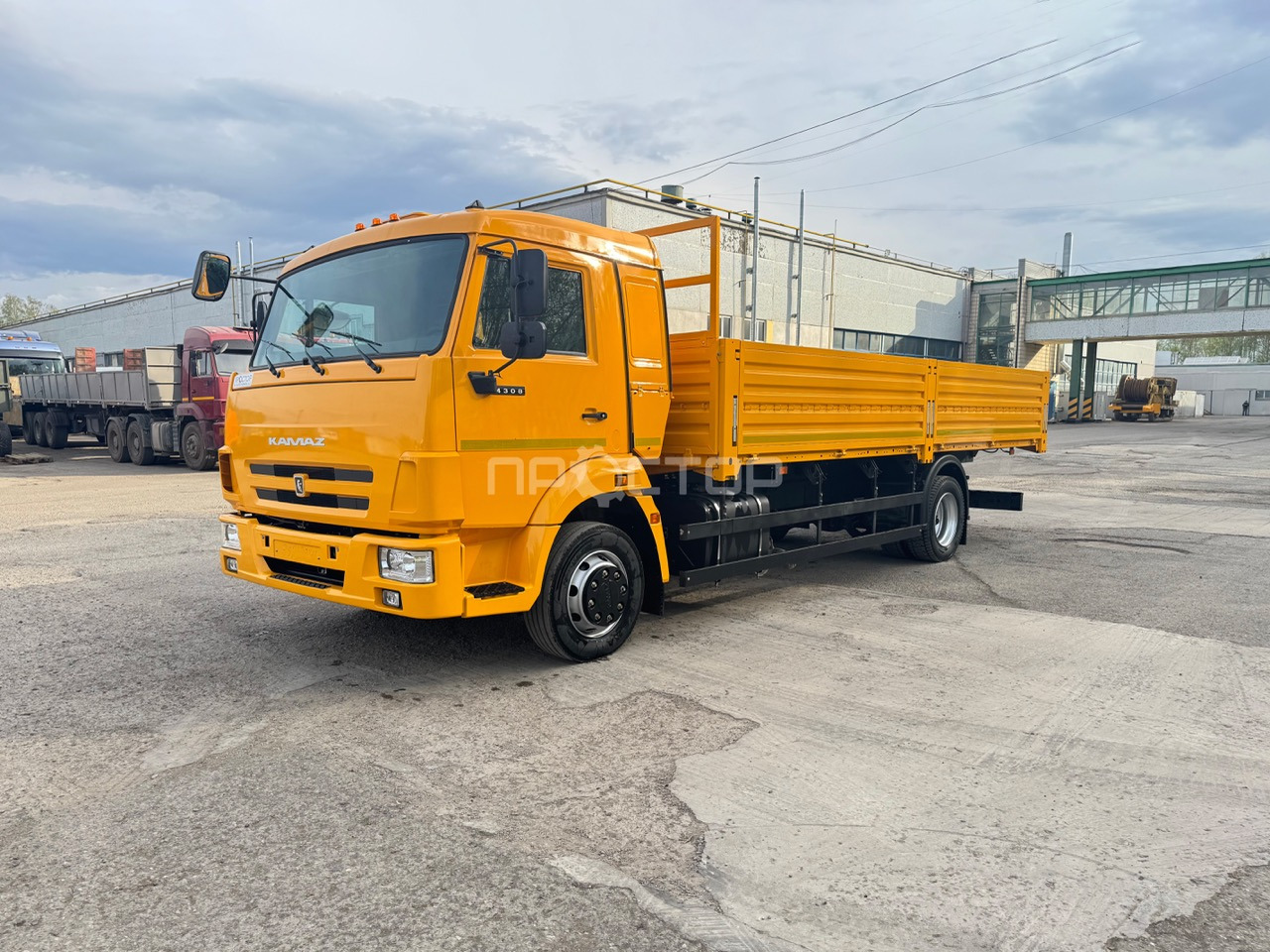 Новый Бортовой грузовик/ Платформа Камаз Камаз 4308 бортовой: фото 9