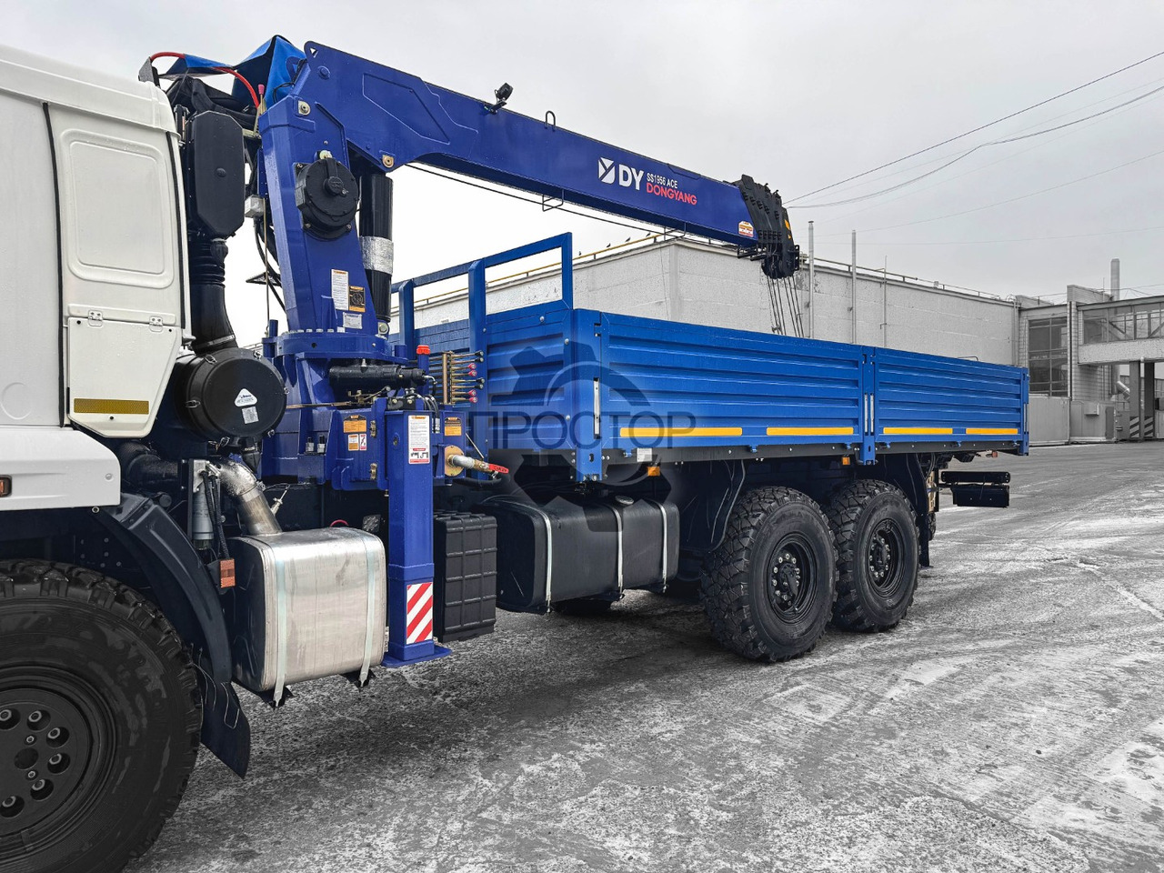 Новый Бортовой грузовик/ Платформа, Автоманипулятор Камаз Камаз 43118 бортовой с КМУ DongYang SS 1956 ACE: фото 10