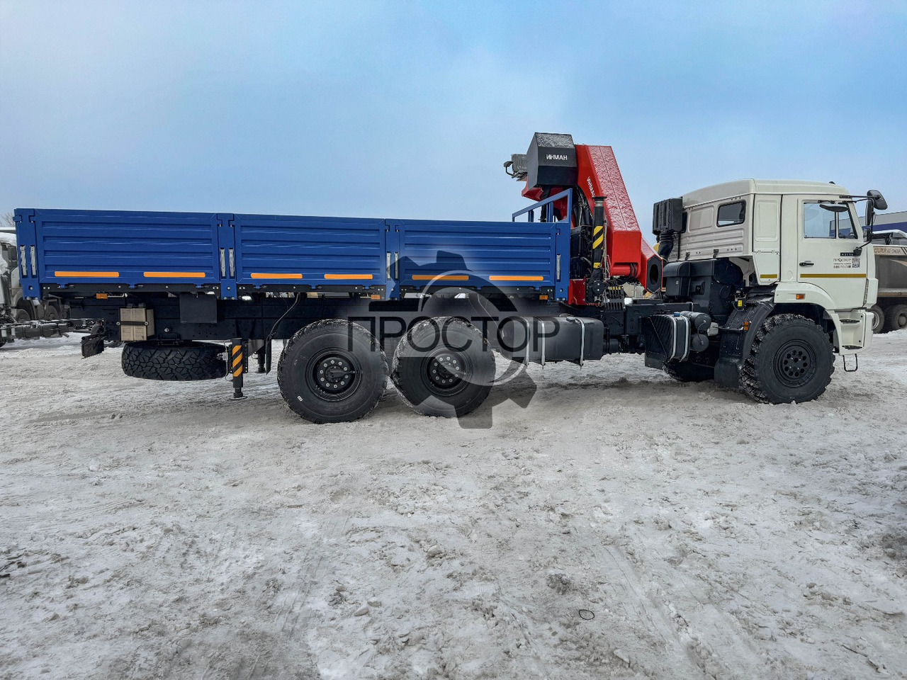 Новый Бортовой грузовик/ Платформа, Автоманипулятор Камаз Камаз 43118 бортовой с КМУ Инман IM 320: фото 7
