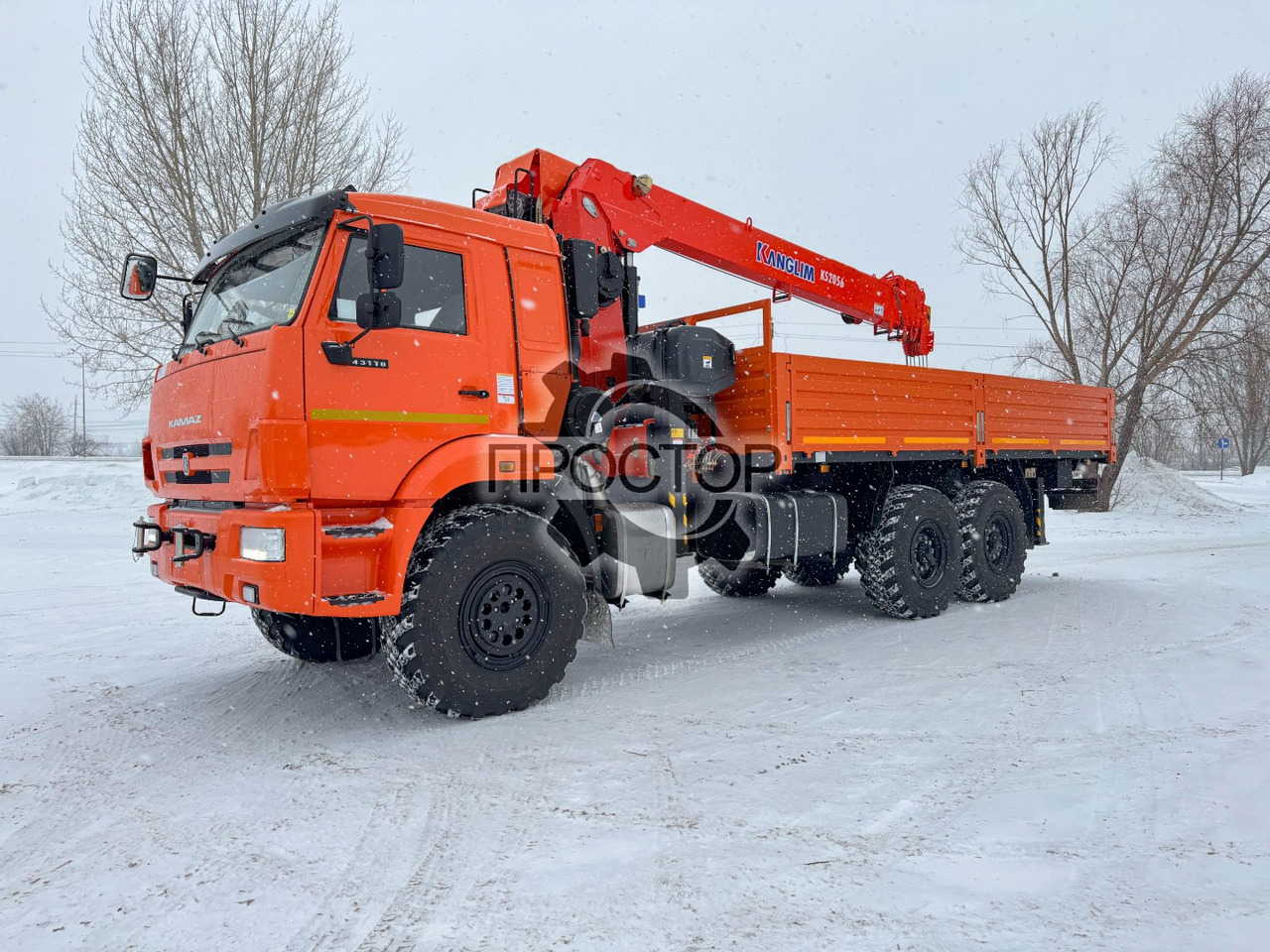 Новый Бортовой грузовик/ Платформа, Автоманипулятор Камаз Камаз 43118 бортовой с КМУ Kanglim KS 2056 H: фото 10