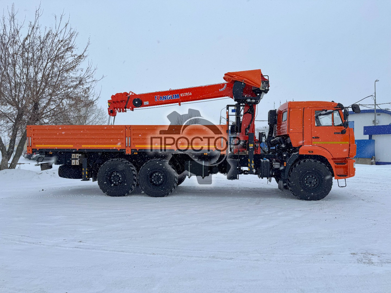 Новый Бортовой грузовик/ Платформа, Автоманипулятор Камаз Камаз 43118 бортовой с КМУ Kanglim KS 2056 H: фото 9