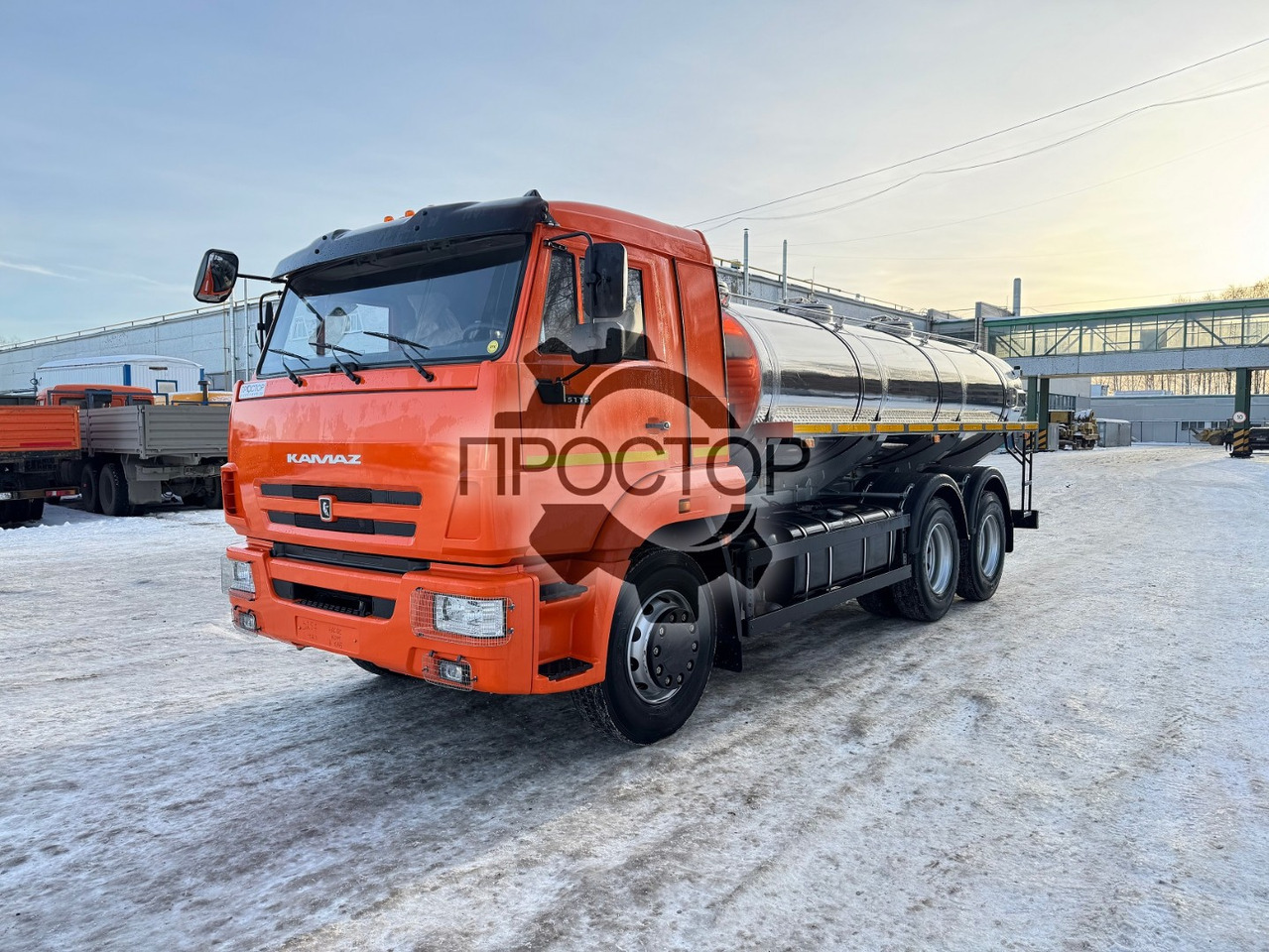 Новый Грузовик с цистерной Камаз Камаз 65115 Автоцистерна для пищевых жидкостей (молоковоз) 10.5 куб.м: фото 6