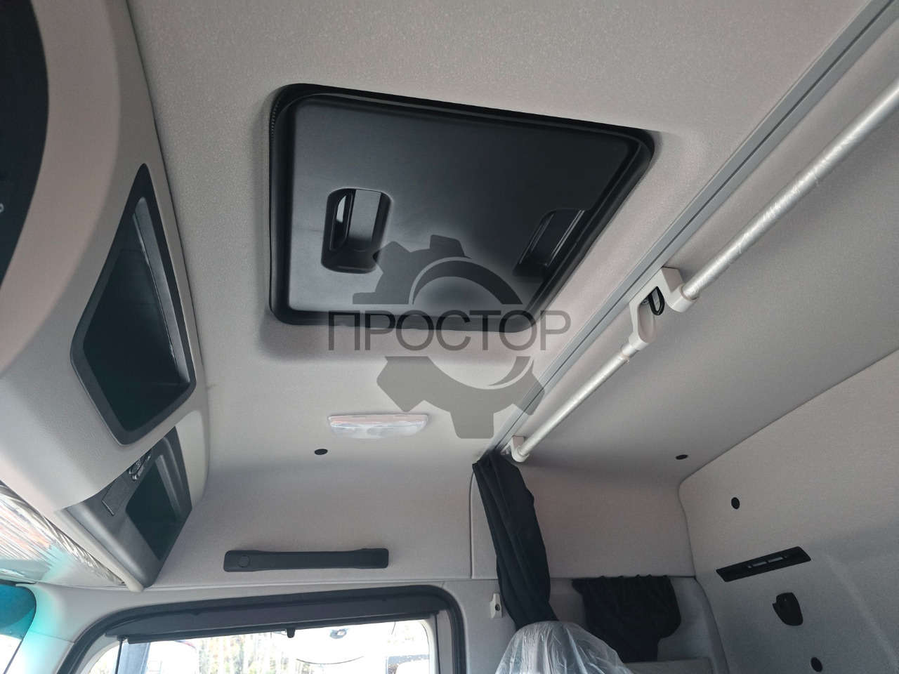 Новый Тентованный грузовик Камаз Камаз 65658-49 Европлатформа шторная: фото 13