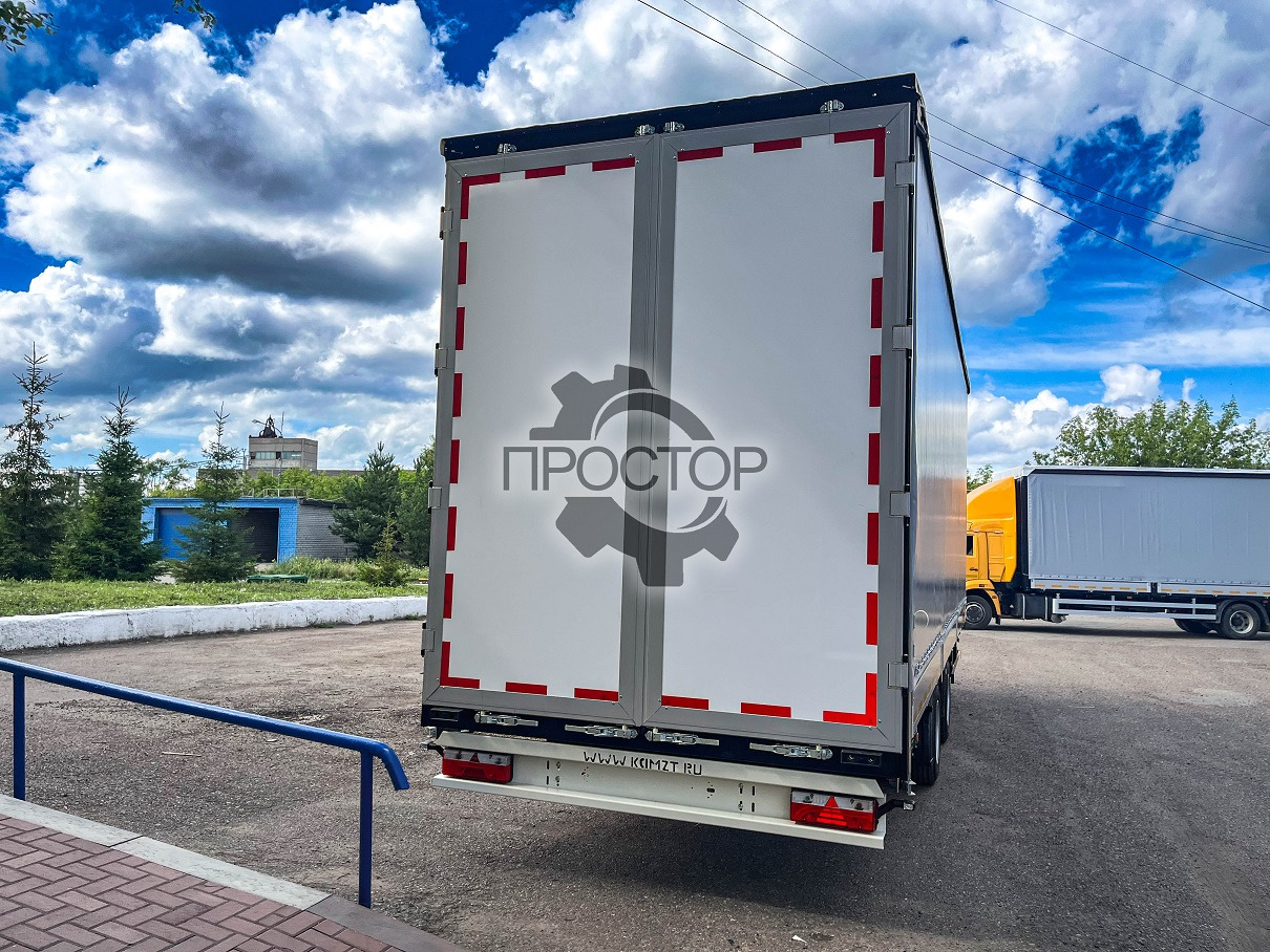 Прицеп автомобильный 870610 с тентом - Тентованный прицеп: фото 1 Прицеп автомобильный 870610 с тентом - Тентованный прицеп: фото 1