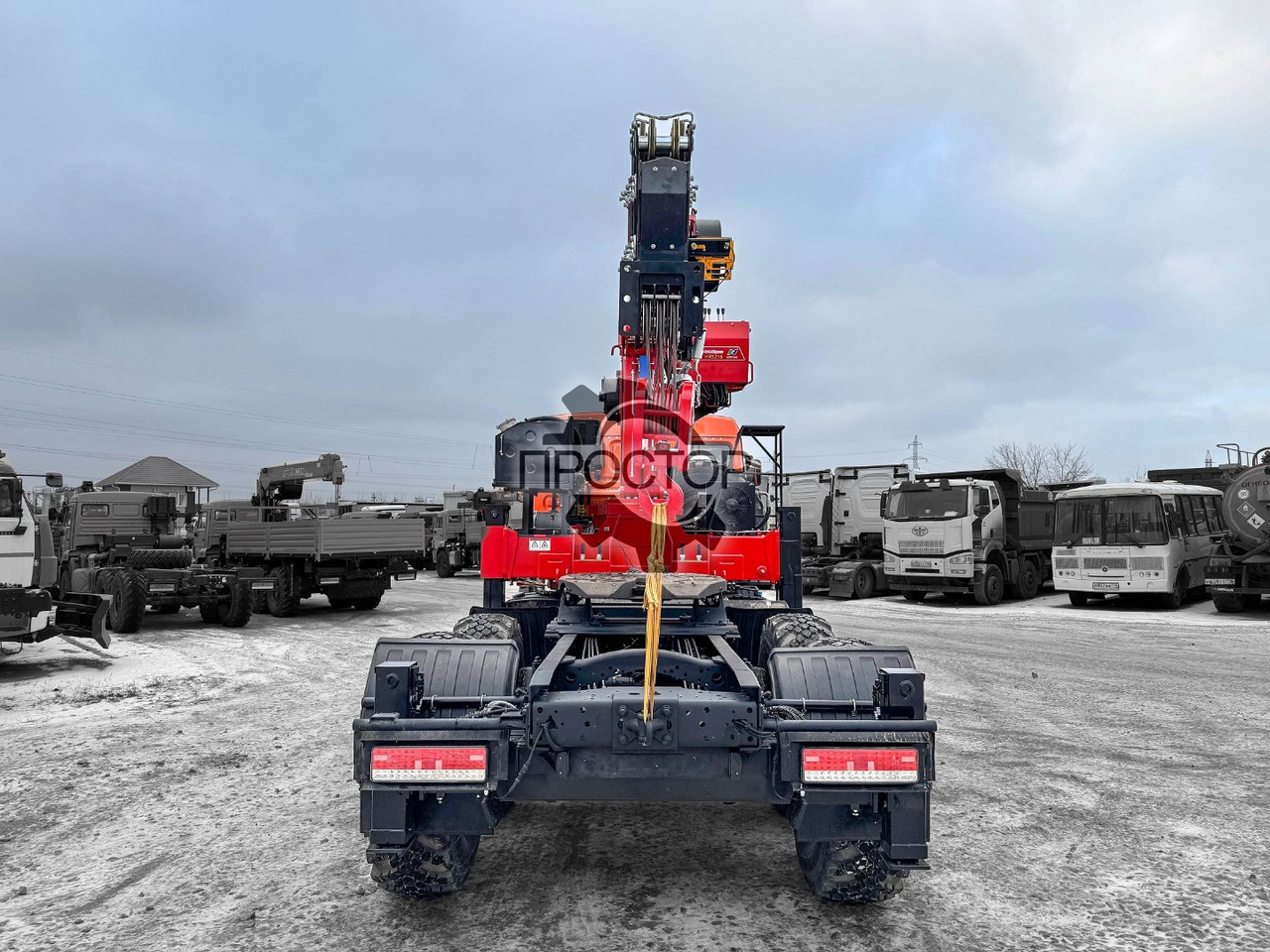 Камаз Камаз 53504 тягач с КМУ Horyong HRS 216 - Тягач: фото 3 Камаз Камаз 53504 тягач с КМУ Horyong HRS 216 - Тягач: фото 3