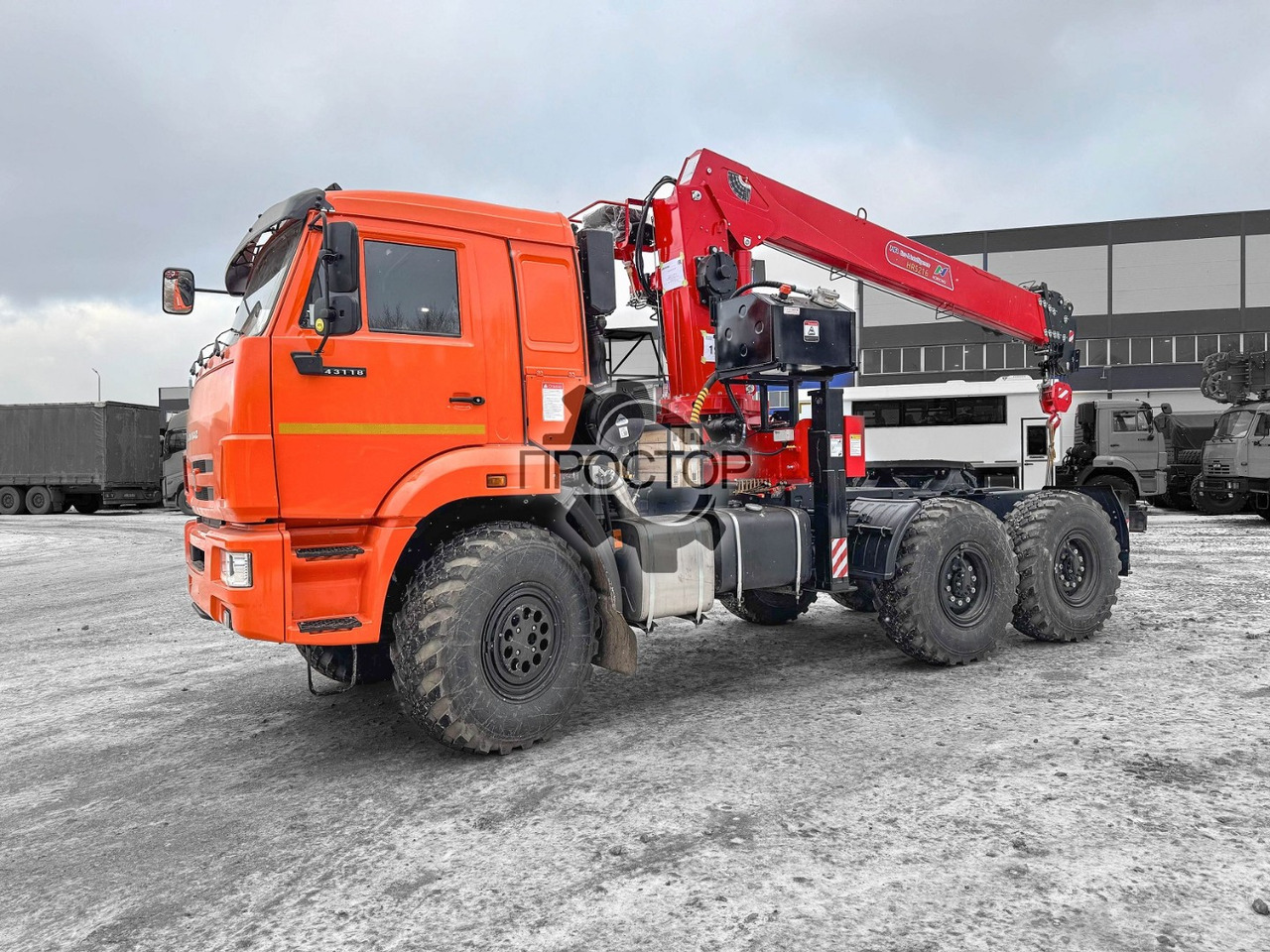 Новый Тягач Камаз Камаз 53504 тягач с КМУ Horyong HRS 216: фото 6