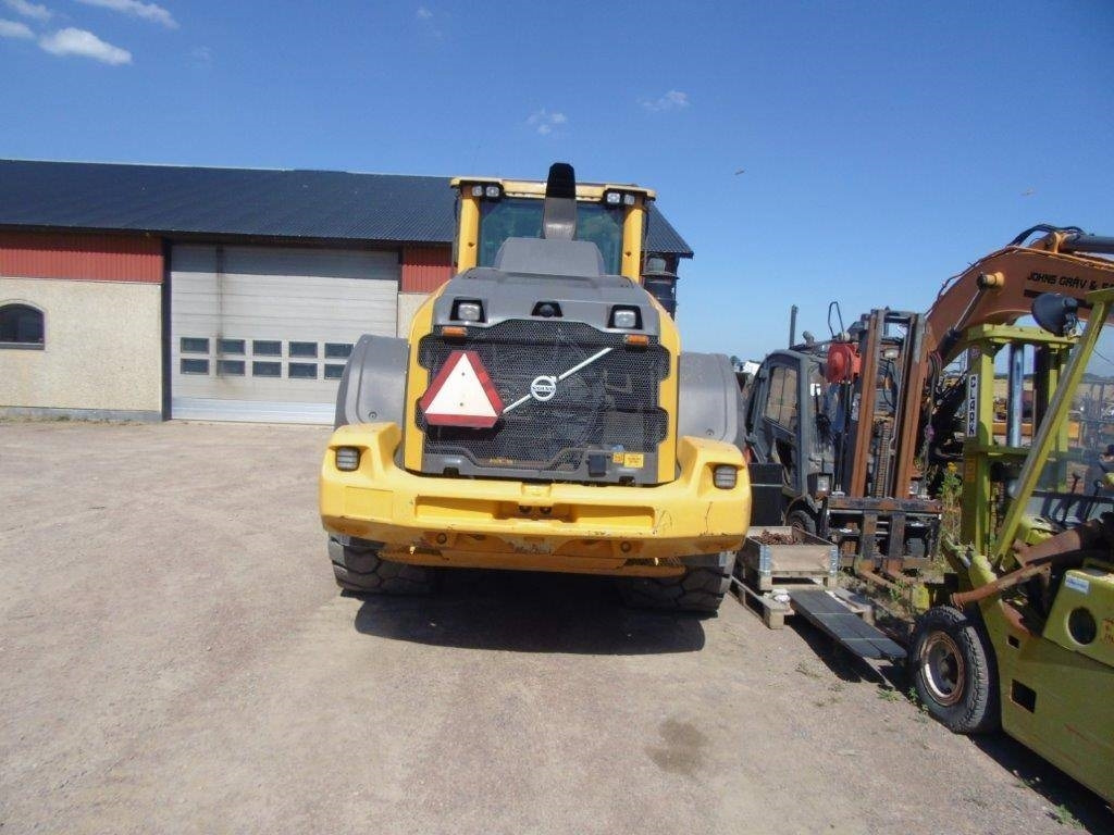 Volvo L110 H med optishift Fullutrustad med CDC-våg-kamr - Колёсный погрузчик: фото 2 Volvo L110 H med optishift Fullutrustad med CDC-våg-kamr - Колёсный погрузчик: фото 2