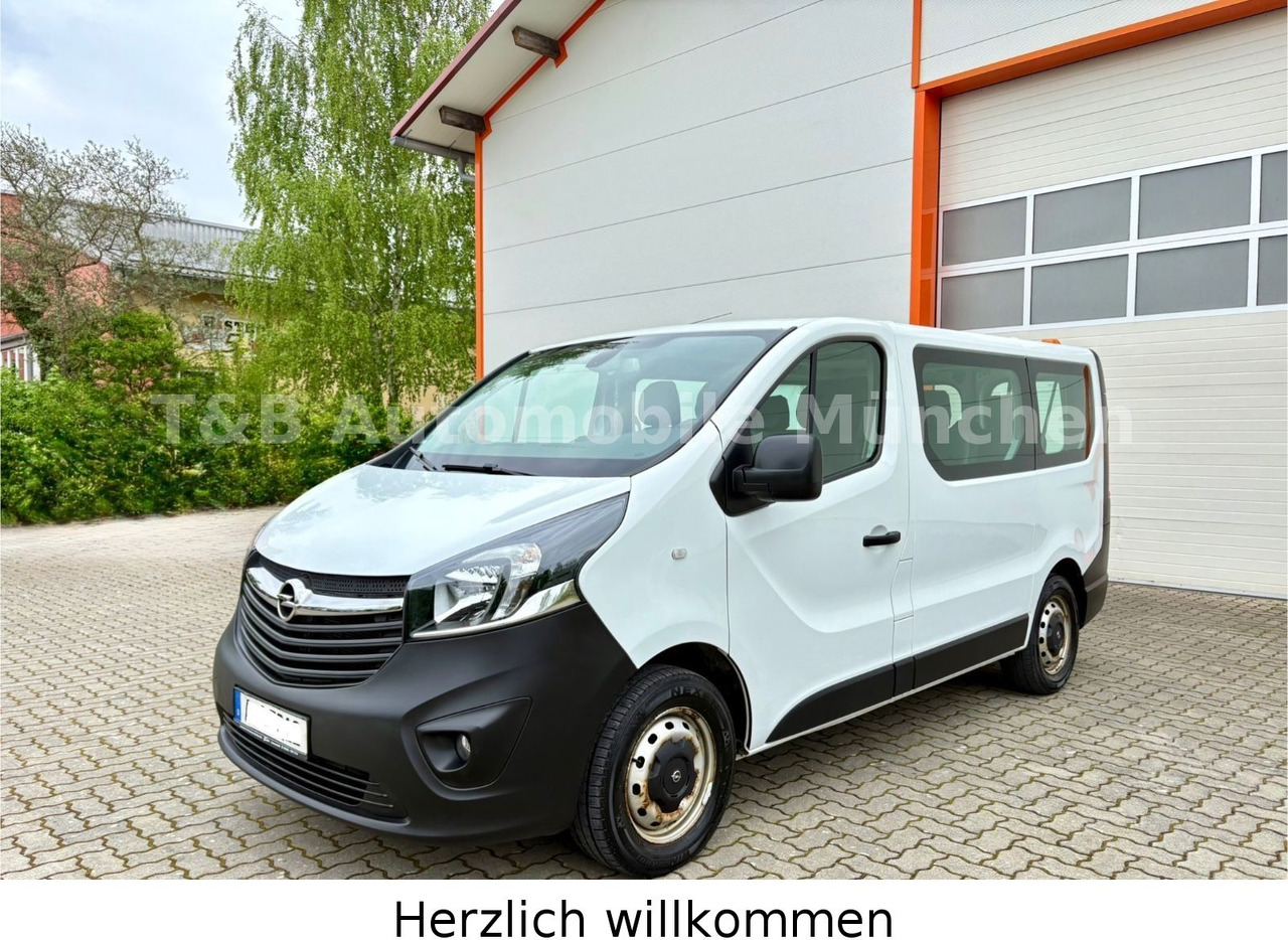 Opel Vivaro B/Combi*9-Si*Klima*Navi*AHK*PDC*Tempomat* - Пассажирский фургон: фото 2 Opel Vivaro B/Combi*9-Si*Klima*Navi*AHK*PDC*Tempomat* - Пассажирский фургон: фото 2