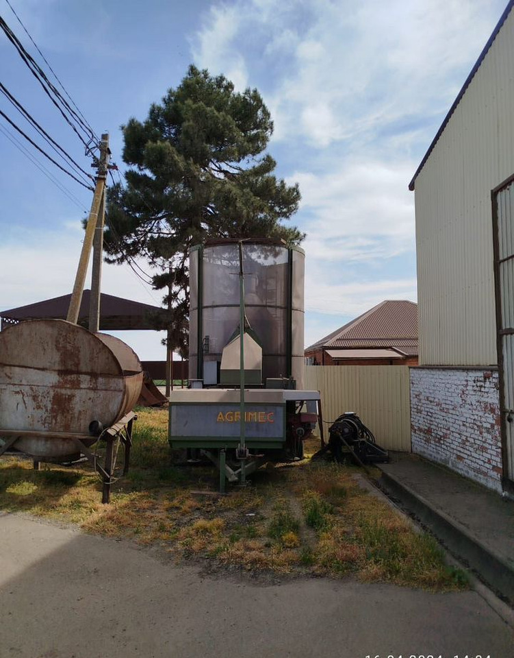 Зерносушилка Agrimec AS900 - Послеуборочное оборудование: фото 2 Зерносушилка Agrimec AS900 - Послеуборочное оборудование: фото 2
