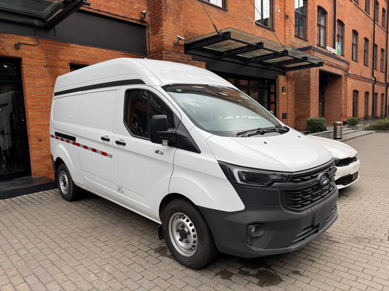 FORD Transit Custom - Легковой фургон: фото 1 FORD Transit Custom - Легковой фургон: фото 1