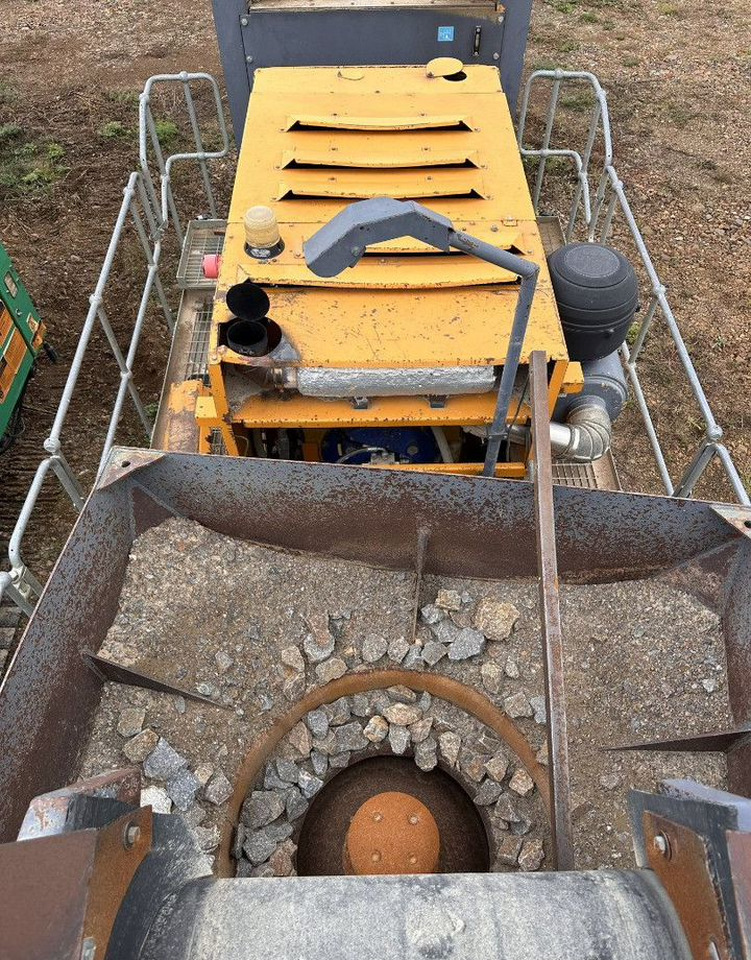 Самоходная конусная дробилка Tesab 1000TC - Конусная дробилка: фото 3 Самоходная конусная дробилка Tesab 1000TC - Конусная дробилка: фото 3