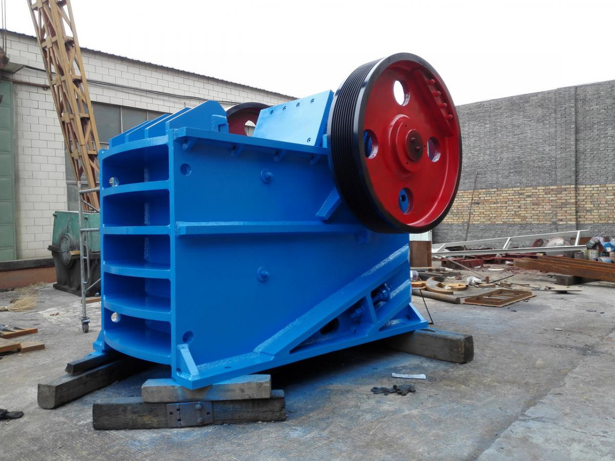 СМД-110 / СМД-111 PE600x900 - Щековая дробилка: фото 1 СМД-110 / СМД-111 PE600x900 - Щековая дробилка: фото 1