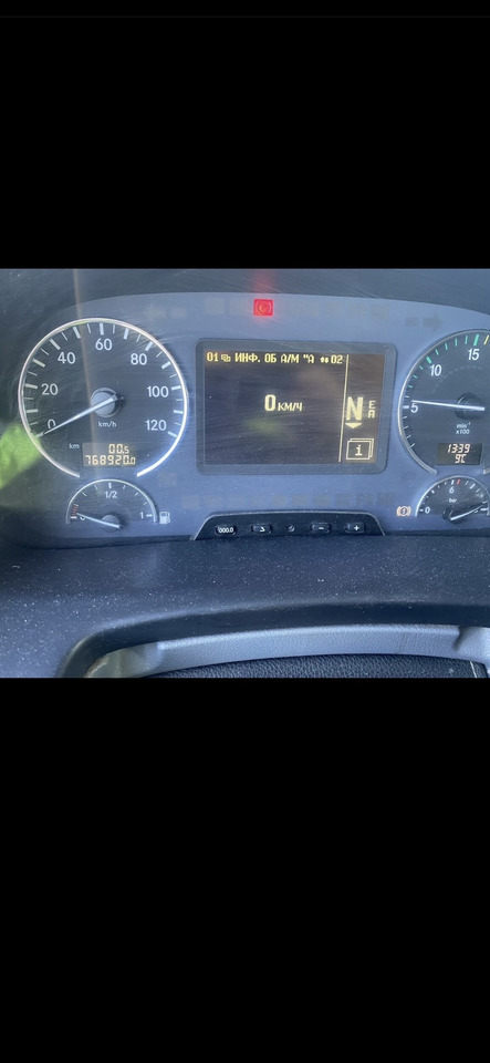 Тягач MERCEDES-BENZ Actros 1844LS: фото 11