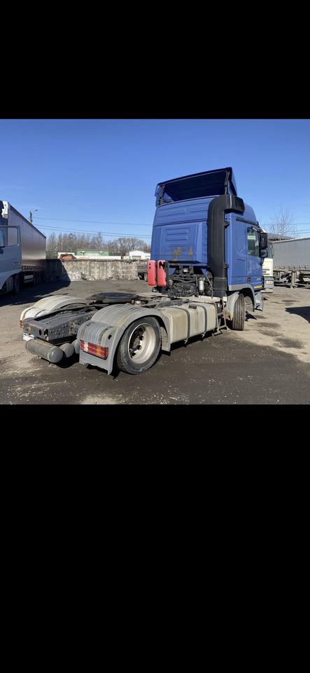 MERCEDES-BENZ Actros 1844LS - Тягач: фото 2 MERCEDES-BENZ Actros 1844LS - Тягач: фото 2