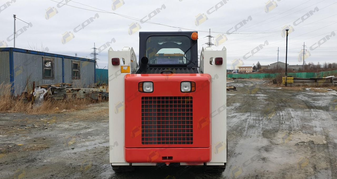 Lonking CDM312 - Мини-погрузчик (с бортовым поворотом): фото 5 Lonking CDM312 - Мини-погрузчик (с бортовым поворотом): фото 5