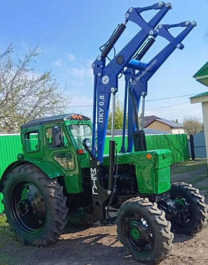 Метал 800 - Фронтальный погрузчик для трактора: фото 1 Метал 800 - Фронтальный погрузчик для трактора: фото 1