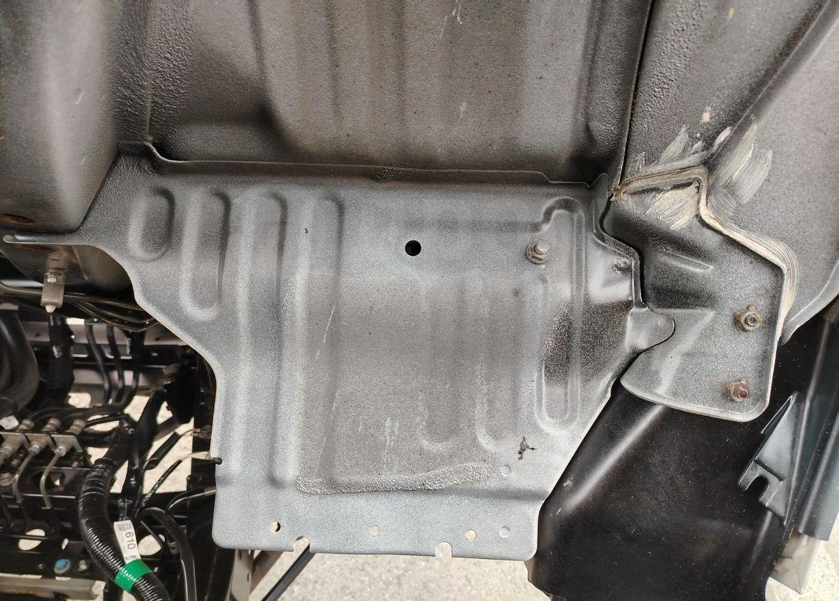 Тентованный грузовик Toyota Dyna: фото 23 Тентованный грузовик Toyota Dyna: фото 23