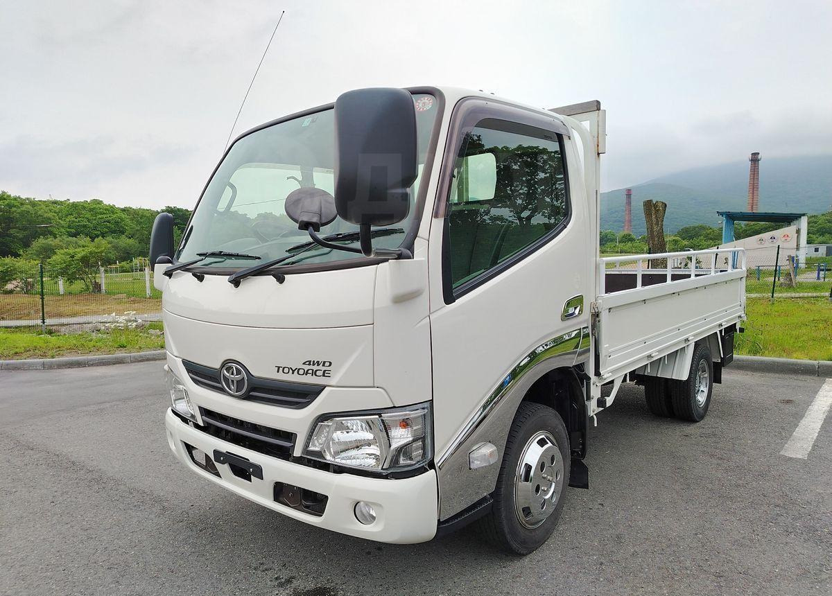 Toyota Dyna - Бортовой грузовик/ Платформа: фото 4 Toyota Dyna - Бортовой грузовик/ Платформа: фото 4